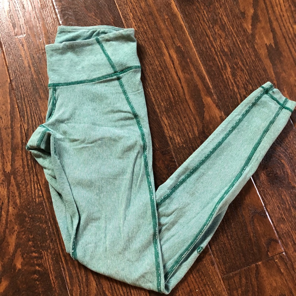 light teal lulu lemon leggings